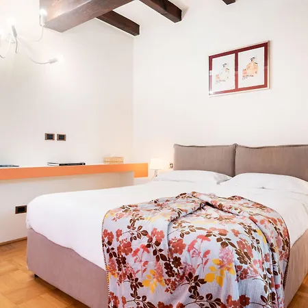 Apartman Palazzo Bocchi Minihouse *